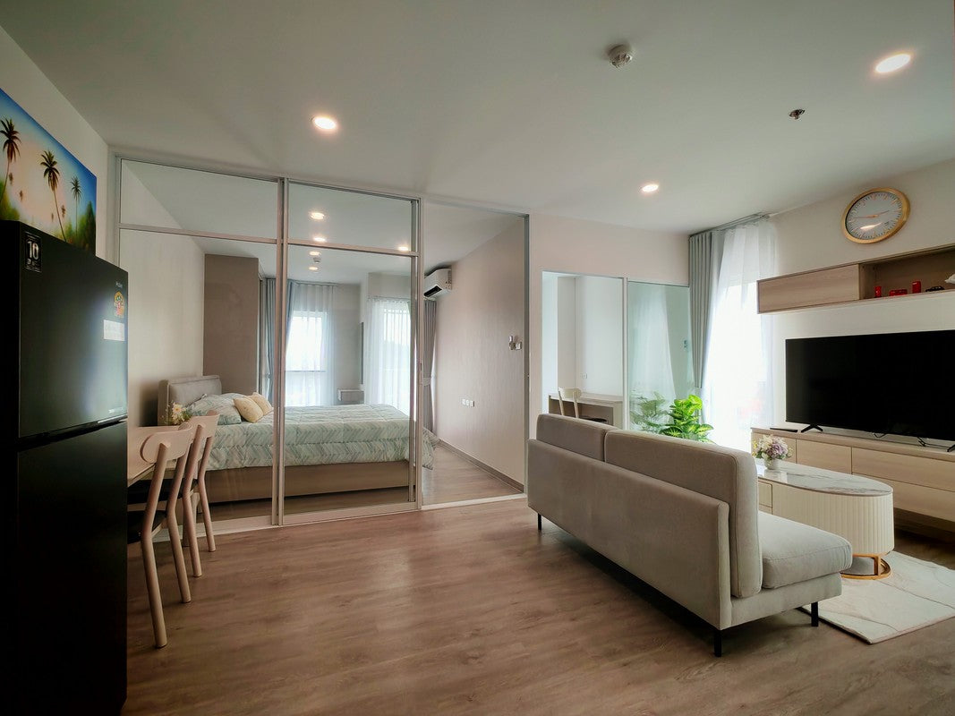 2 Bedroom Condo with Sea and Mountain Views at Supalai Blue Whale