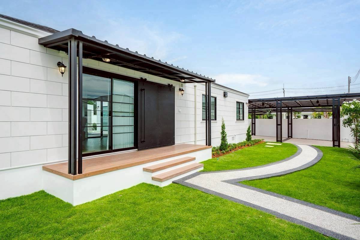 Luxury Private Pool Villa at Botanica Hua Hin Soi 112
