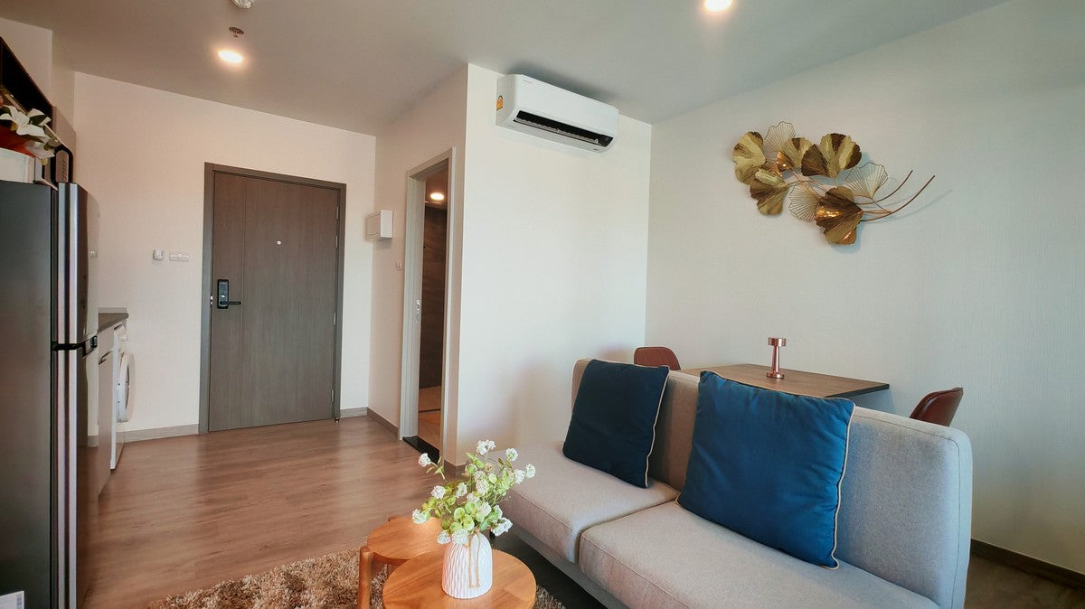 Brand New Sea View Condo at Supalai Blue Whale