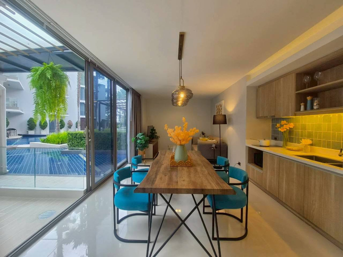 2 Bedroom Condo for Sale with Direct Pool Access