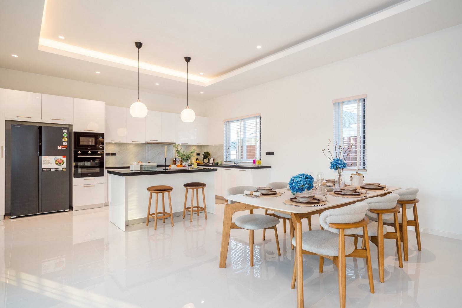 Luxury Spacious 3-Bedroom Pool Villa at Aria 3