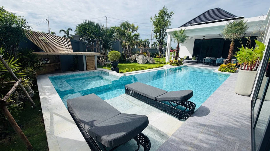 Luxurious House with Private Pool for Rent in Wang Phong, Pranburi