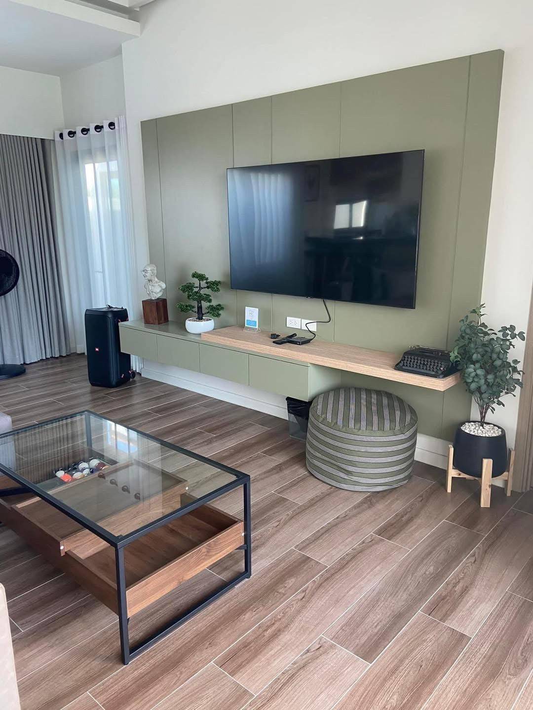 Modern 3-Bedroom Pool Villa for Rent near Black Mountain