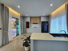Luxuriöse U-förmige Poolvilla in Hua Hin zu verkaufen