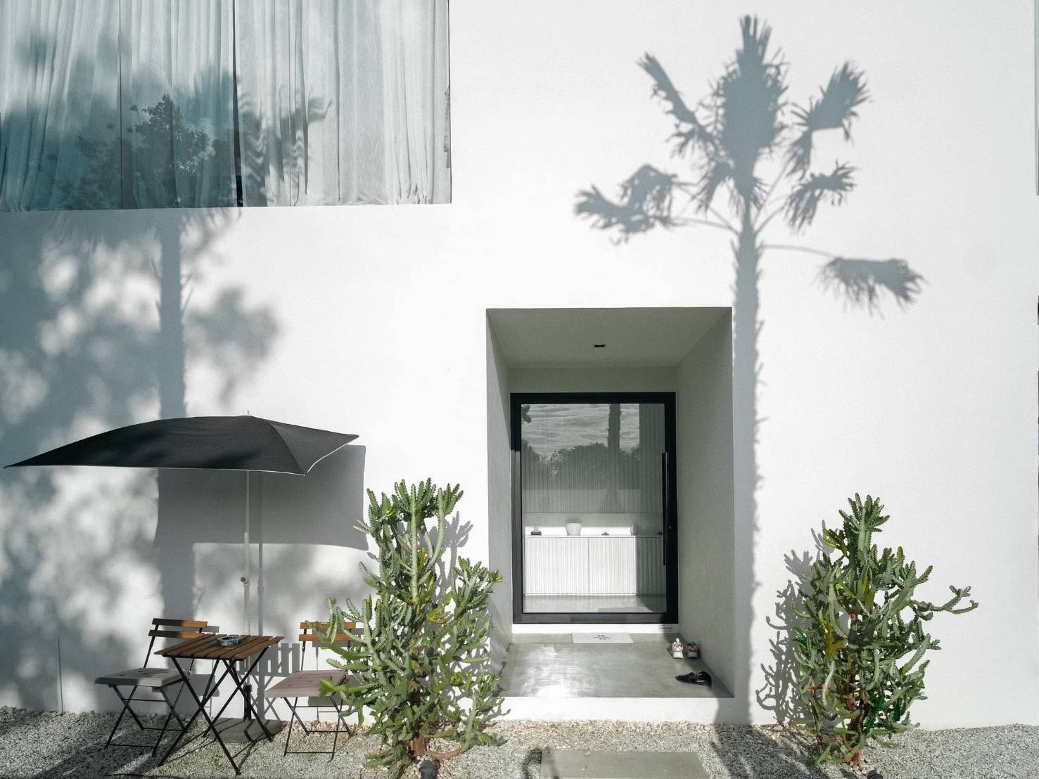 Spacious 2-Storey Modern Pool Villa in Hua Hin Soi 88