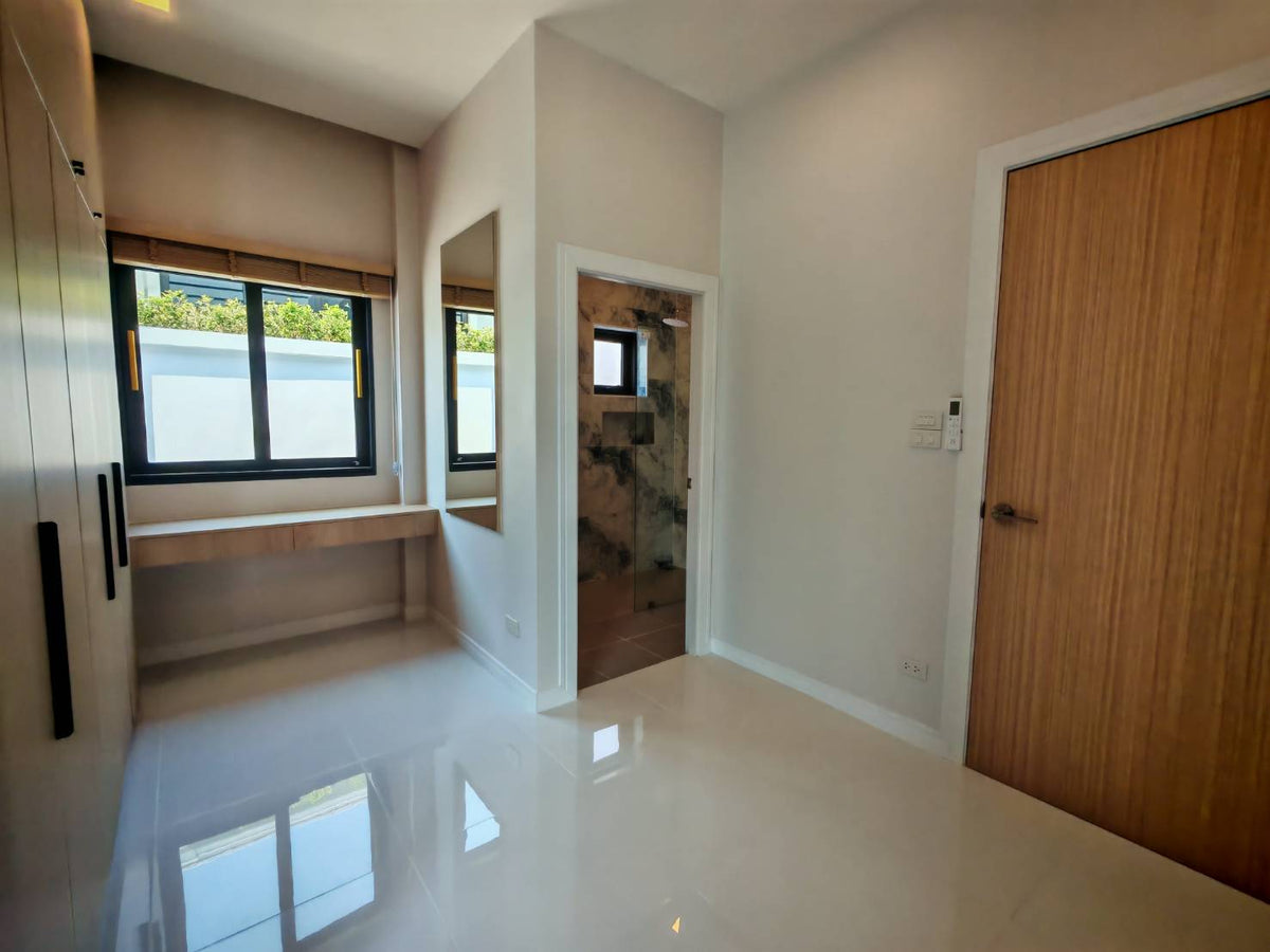 Modern Pool Villa for Rent and Sale in iBreeze Hua Hin, Soi 112