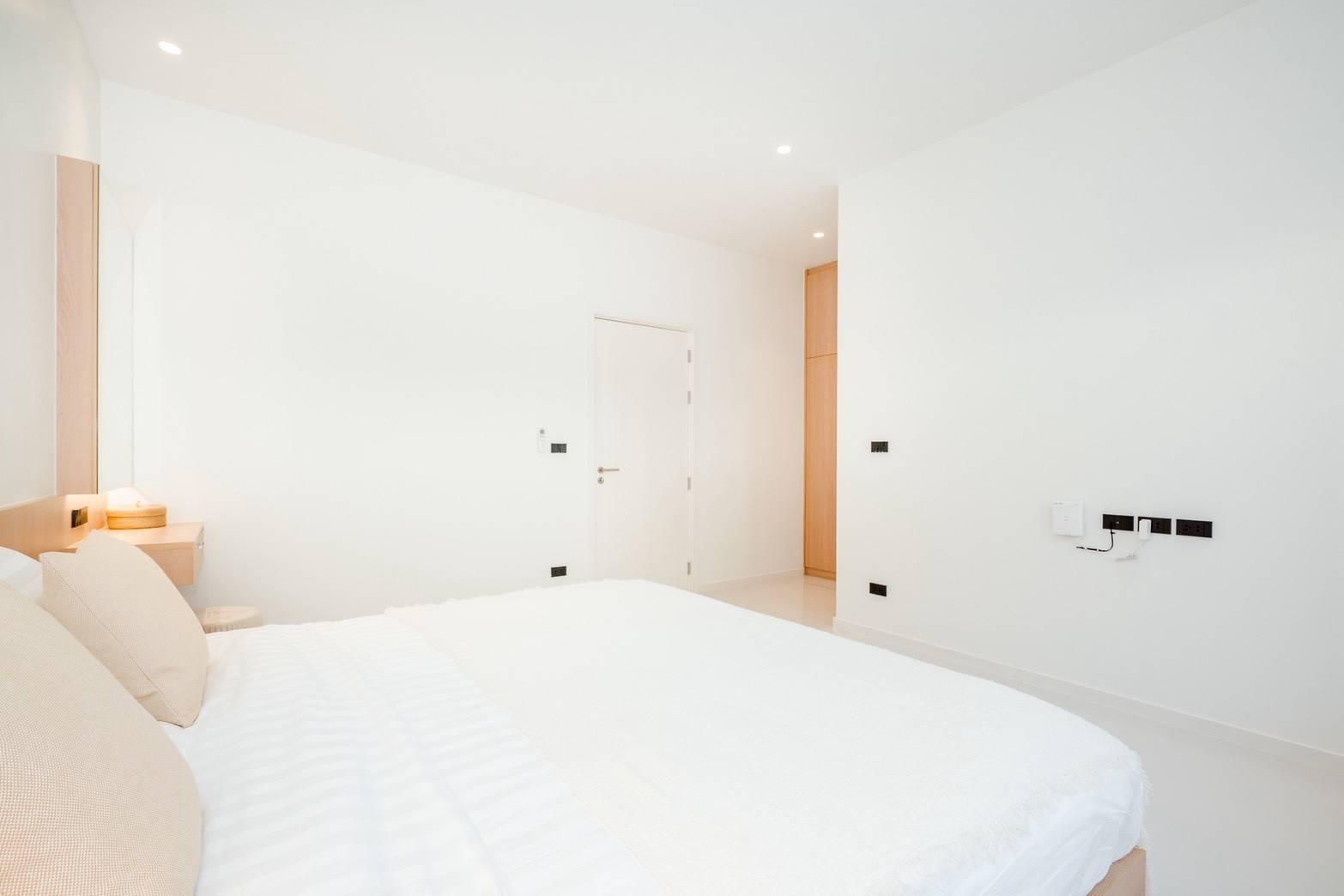 Luxury Spacious 3-Bedroom Pool Villa at Aria 3