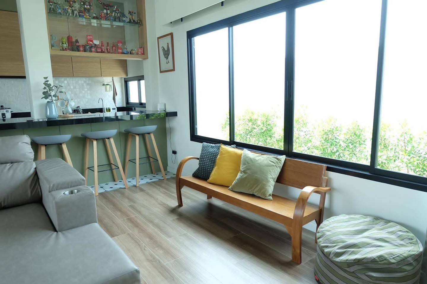 Modern 3-Bedroom Pool Villa for Rent near Black Mountain