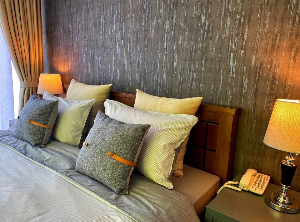 Pet-Friendly Luxury 1-Bedroom Beachfront Condo in Hua Hin