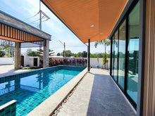 New 3-Bedroom Pool Villa in Cha-am with Jacuzzi