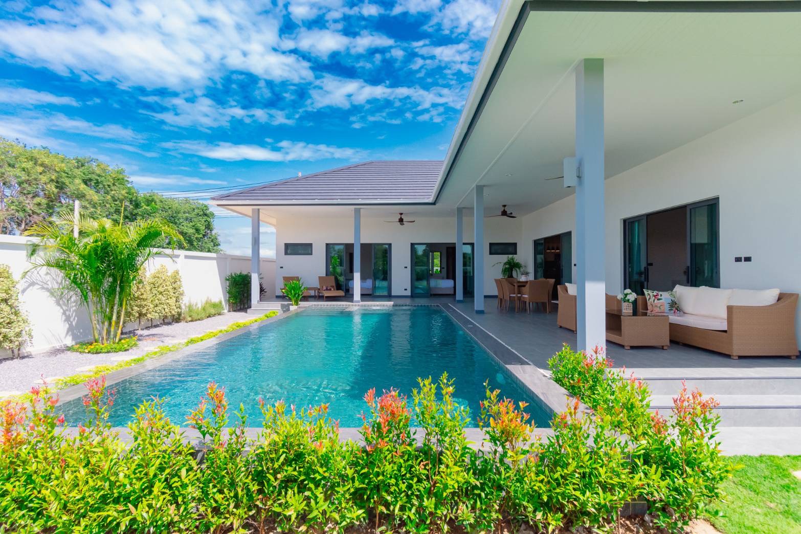 New Modern Luxury Pool Villa for Sale in Soi 112, Hua Hin