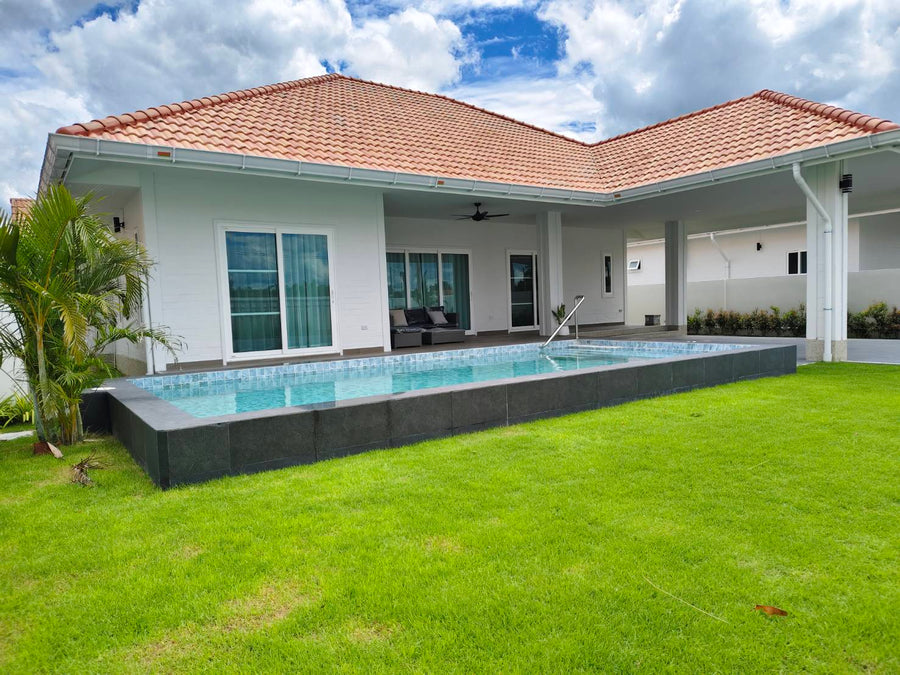 Modern Pool Villa in Dusita Lakeside Village 2