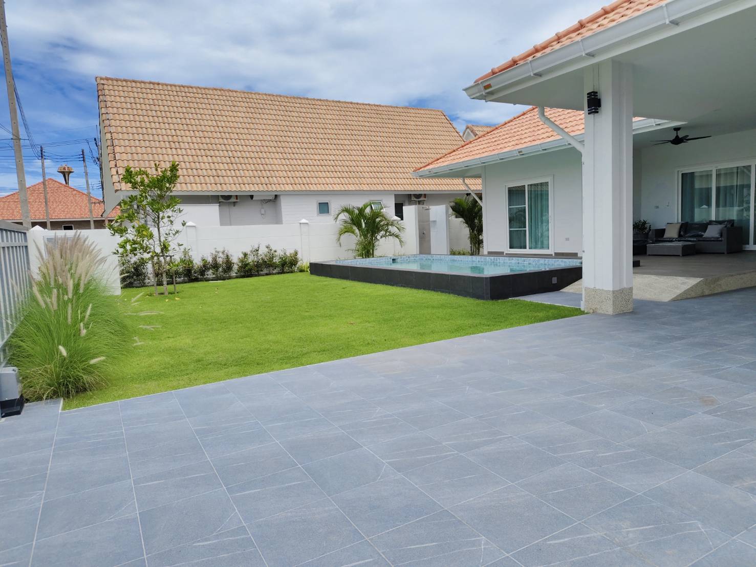 Modern Pool Villa in Dusita Lakeside Village 2