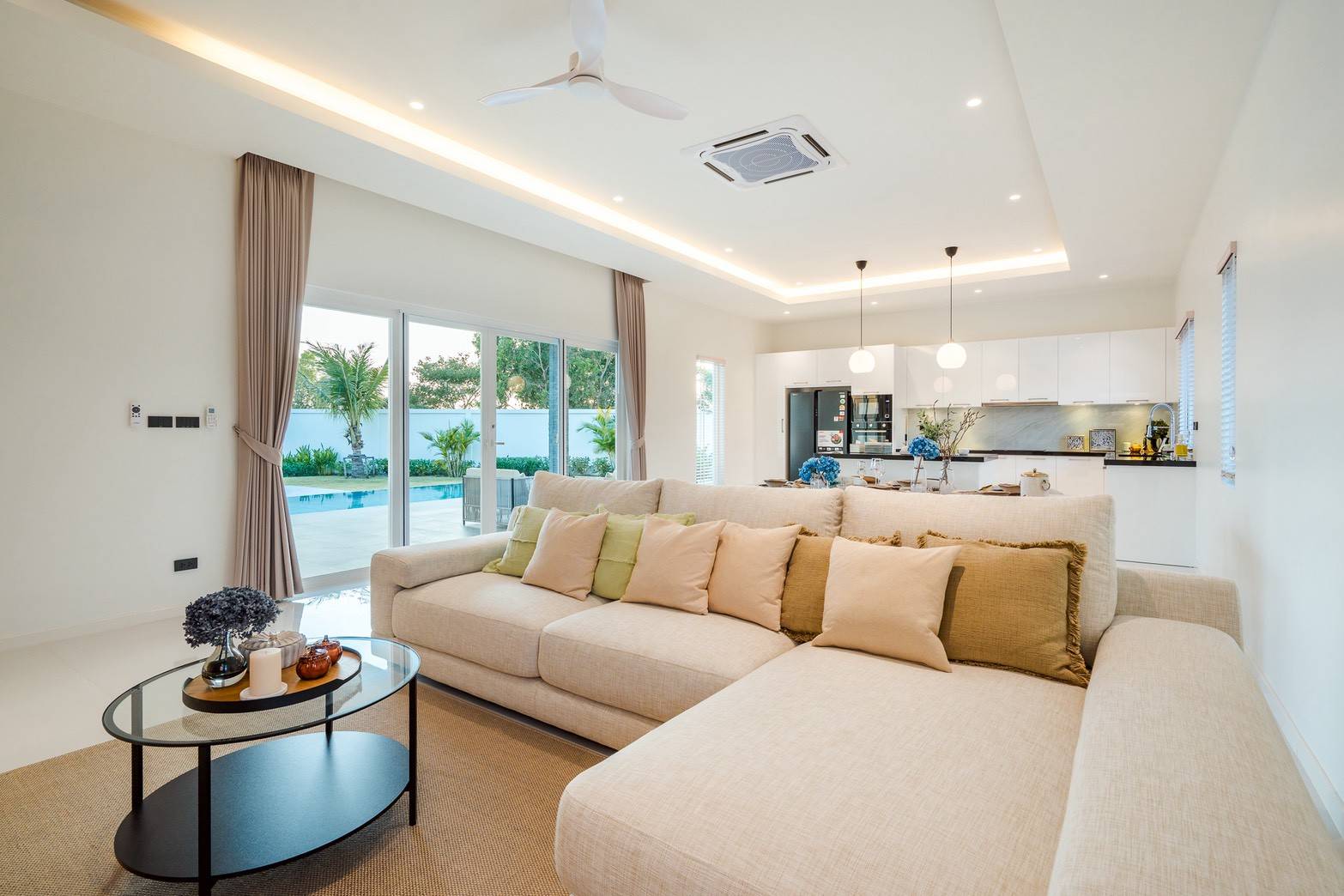 Luxury Spacious 3-Bedroom Pool Villa at Aria 3