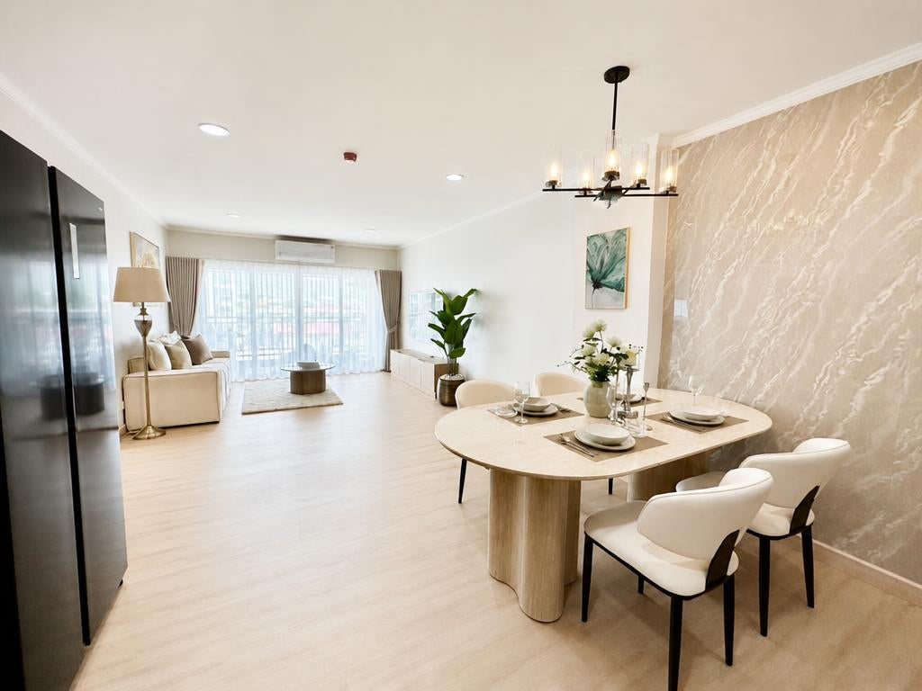 Spacious Renovated 2-Bedroom Condo in Prime Central Hua Hin