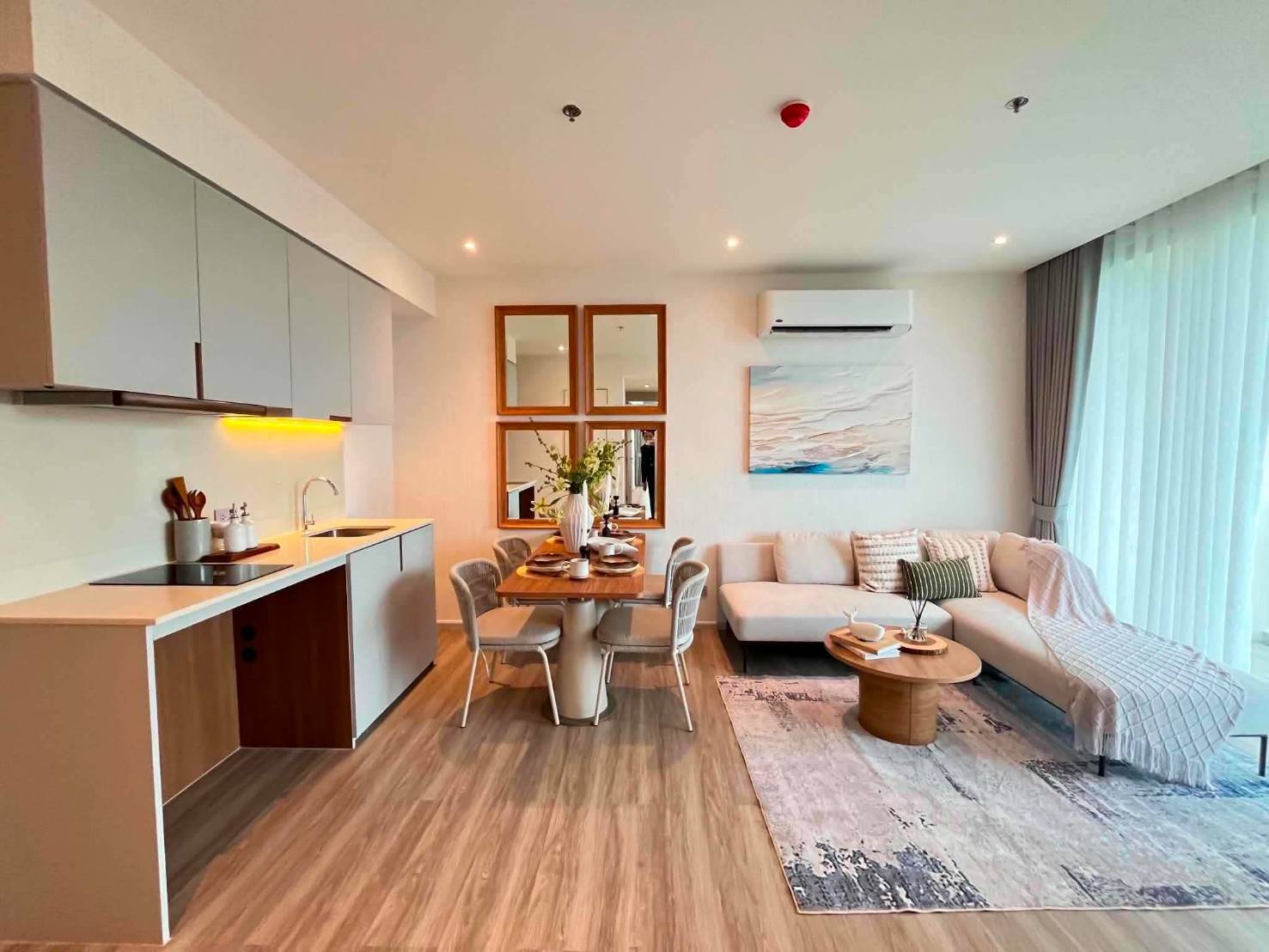 Modern 2-Bedroom Condo on Floor 8 in Vehha