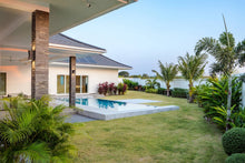 Luxury Spacious 3-Bedroom Pool Villa at Aria 3