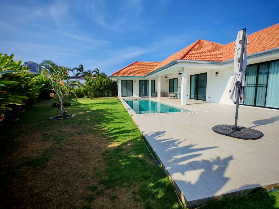 Modern 3-Bedroom Pool Villa for Rent in Wang Pong