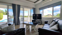 Detached House with Private Pool and Mountain Views in Wang Pong