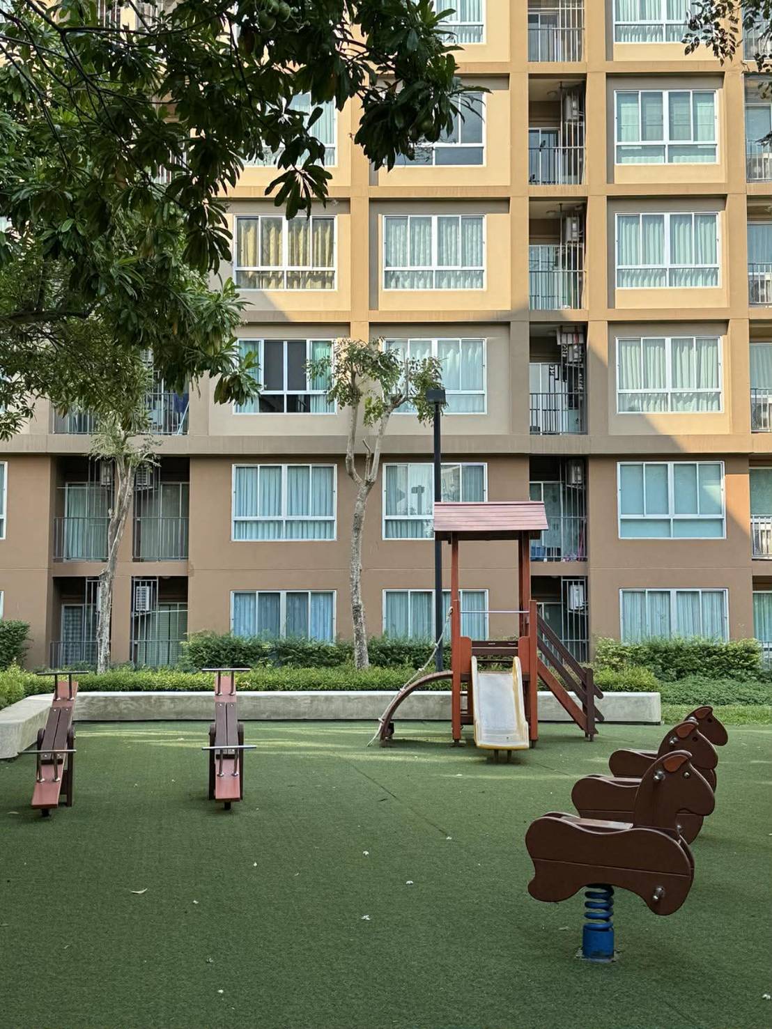 Studio Condo at Baan Thew Lom Cha-Am for Sale