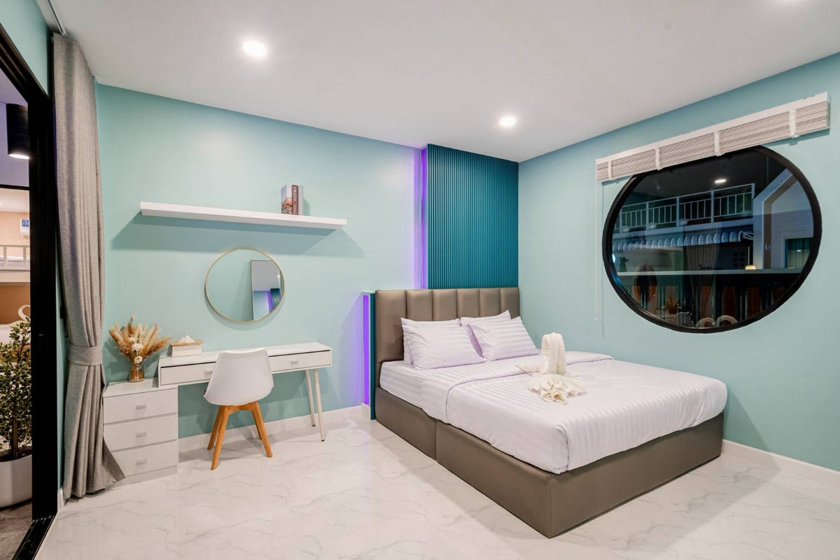 Spacious 4-Bedroom Family Pool Villa with Karaoke Room for Rent