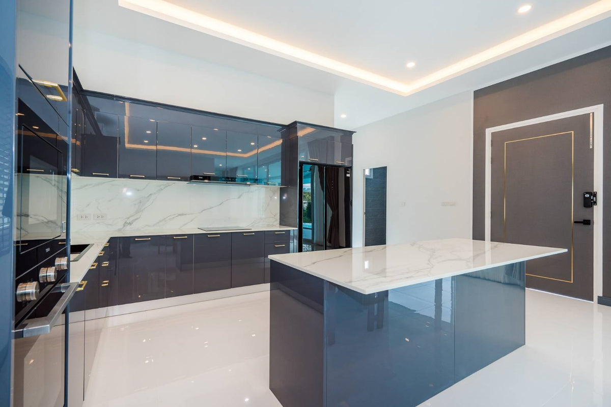 Spacious 4-Bedroom Pool Villa for Rent and Sale in Thap Tai
