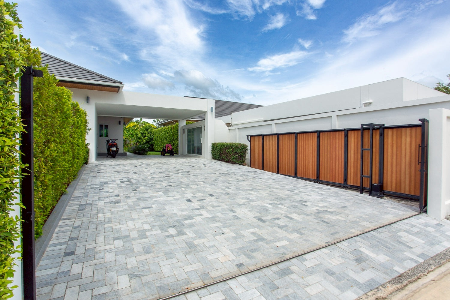 Luxurious Pool Villa with Spacious Outdoor Area