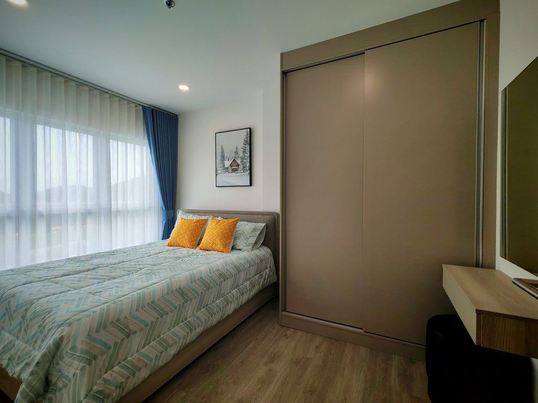 2 Bedroom Condo with Sea and Mountain Views in Supalai Bluewhale