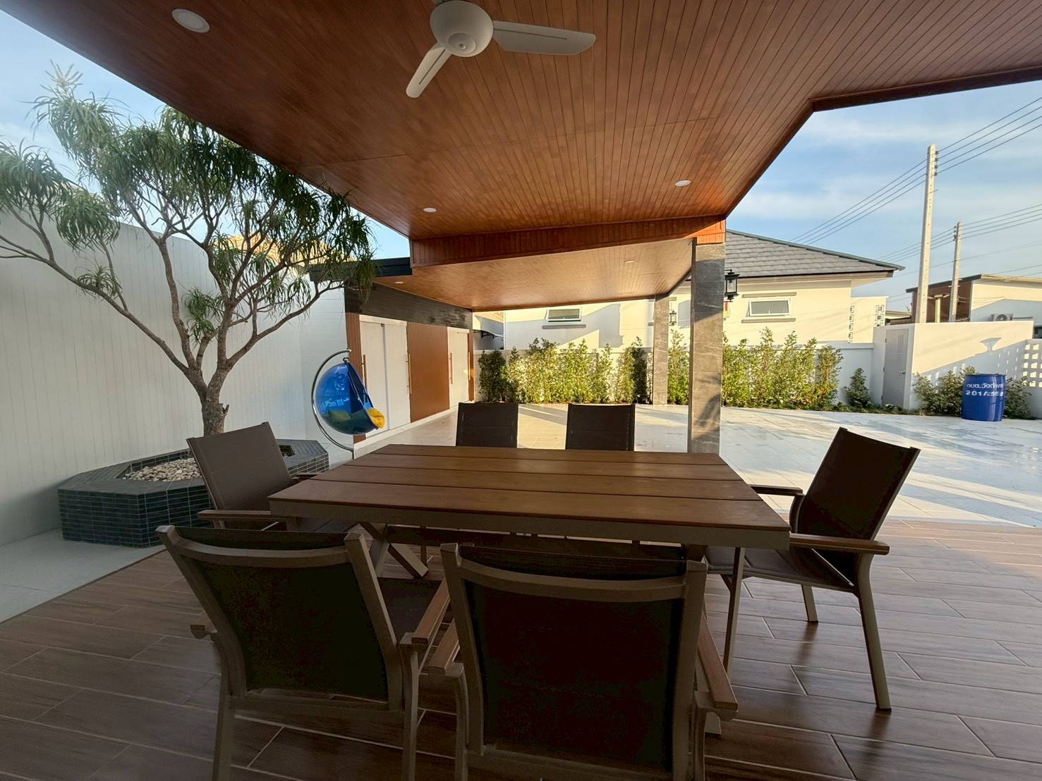 New House with Pool for Rent in Wang Phong