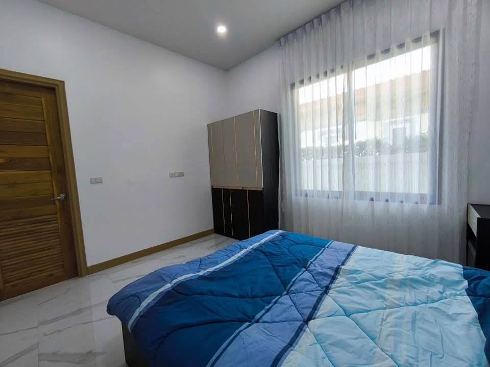 New 3-Bedroom Pool Villa in Cha-am with Jacuzzi