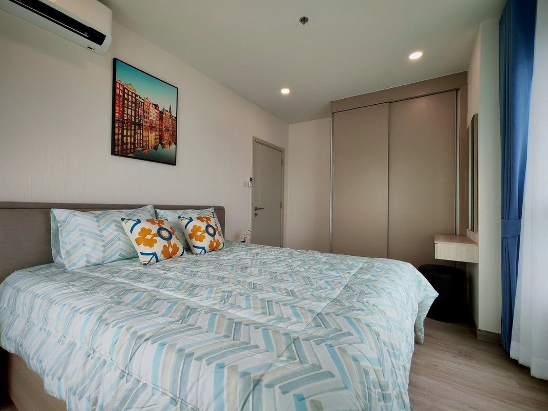 2 Bedroom Condo with Sea and Mountain Views in Supalai Bluewhale
