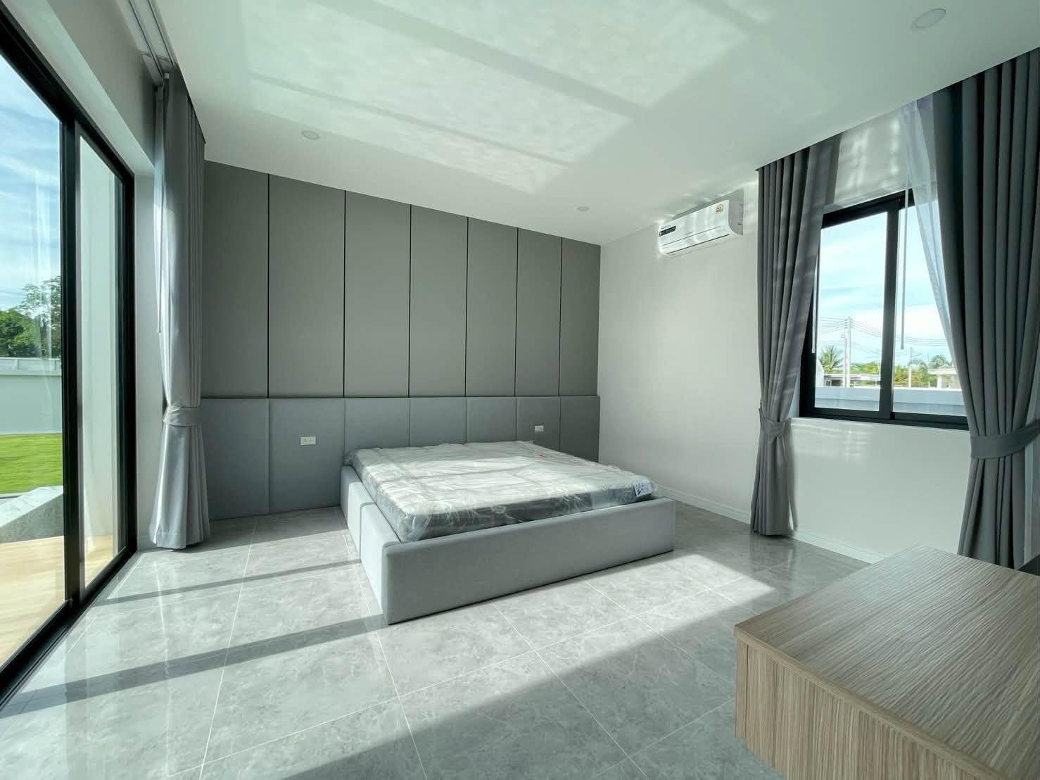 Exclusive Luxury Pool Villa for Rent