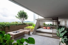 Modern 2-Bedroom Condo on Floor 8 in Vehha