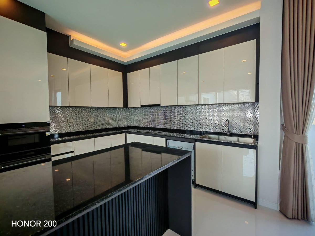 Modern Pool Villa for Rent and Sale in iBreeze Hua Hin, Soi 112
