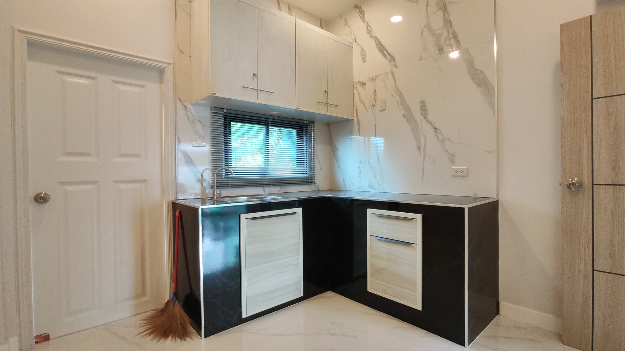Single-Storey House for Sale in Hua Hin Soi 102