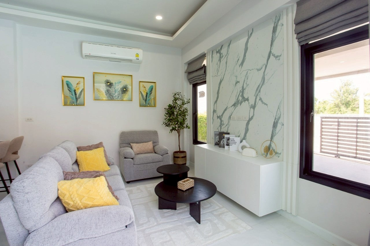 Modern Pool Villa in Hin Lek Fai