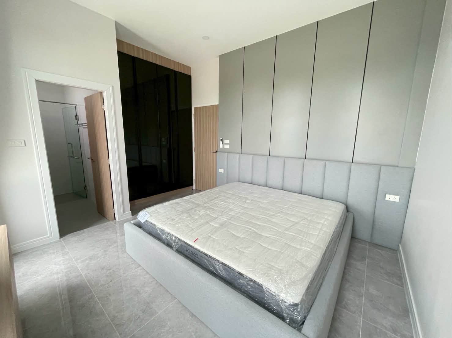 Exclusive Luxury Pool Villa for Rent