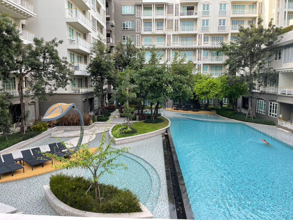 1 Bedroom Condo with Golf Course View at Autumn for Sale