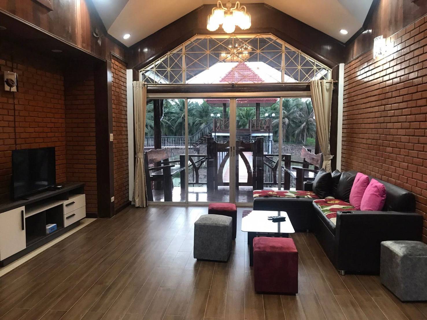 Newly Renovated House for Rent in Cha-Am with Pool and Riverside Pavilion
