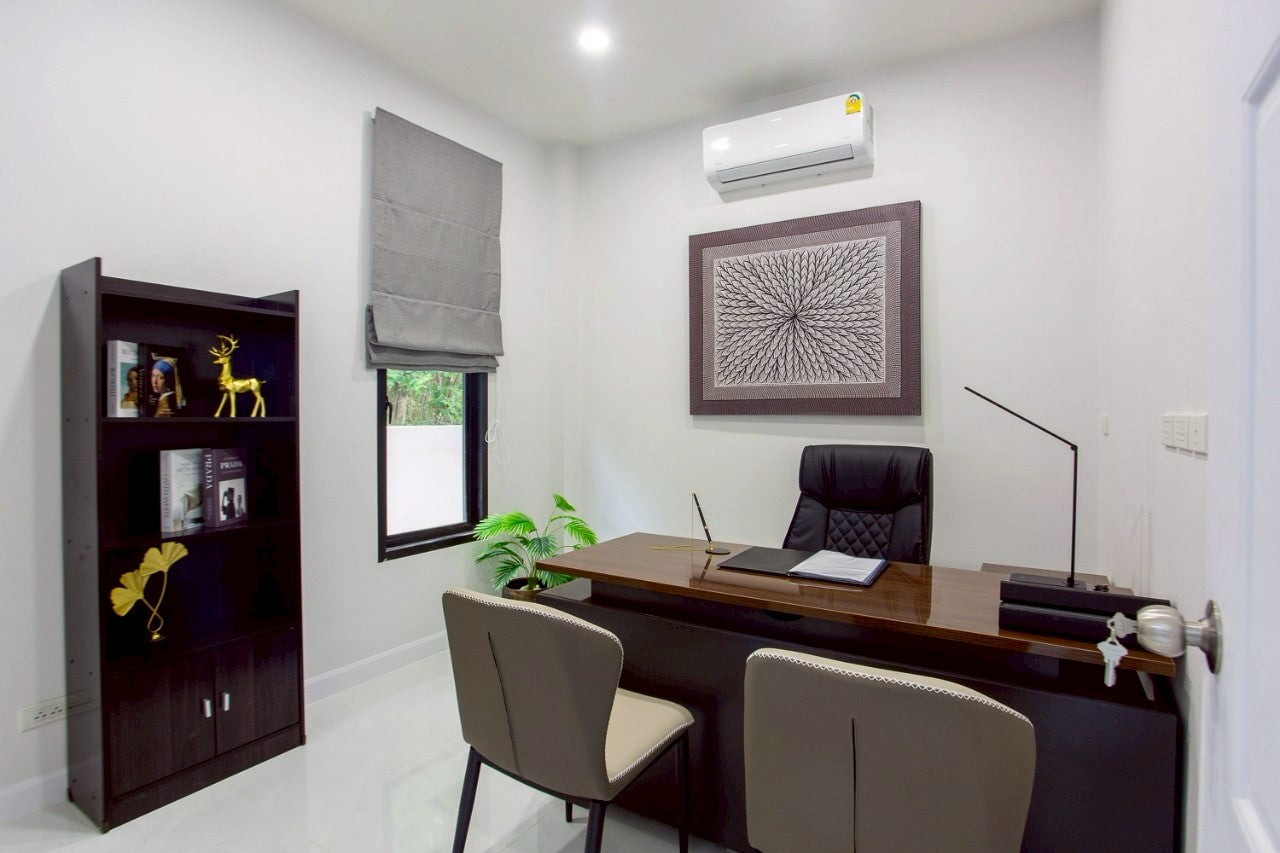 Modern Pool Villa in Hin Lek Fai