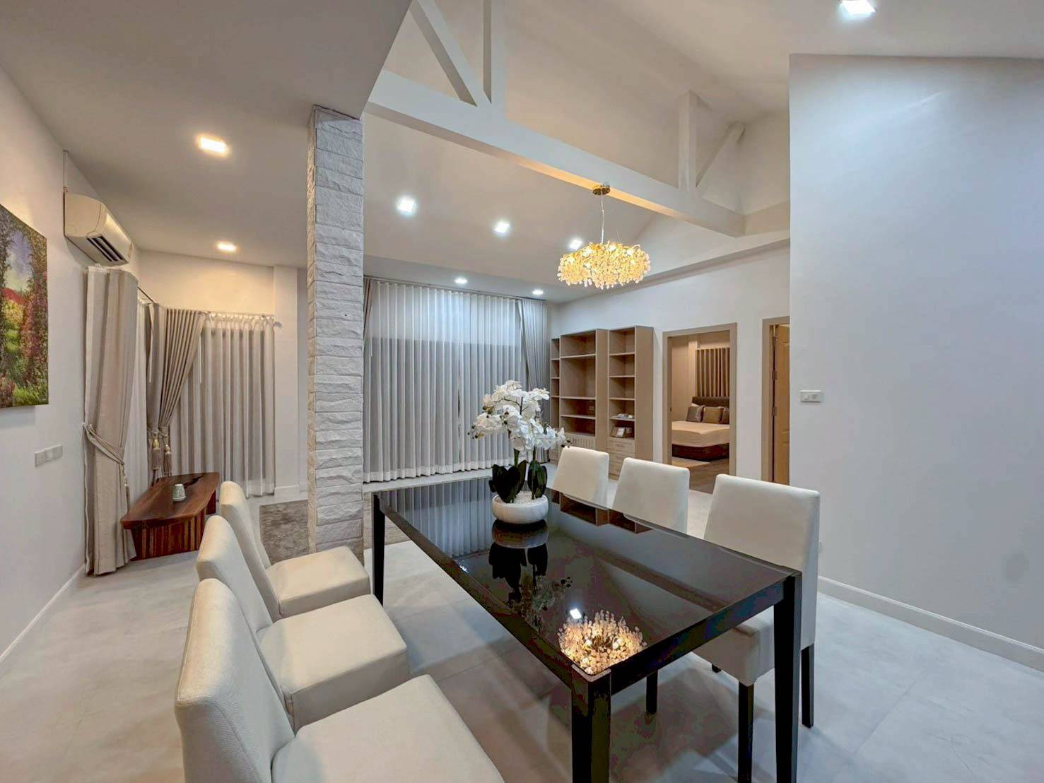 Renovated Pool Villa for Sale in Hua Hin Soi 102