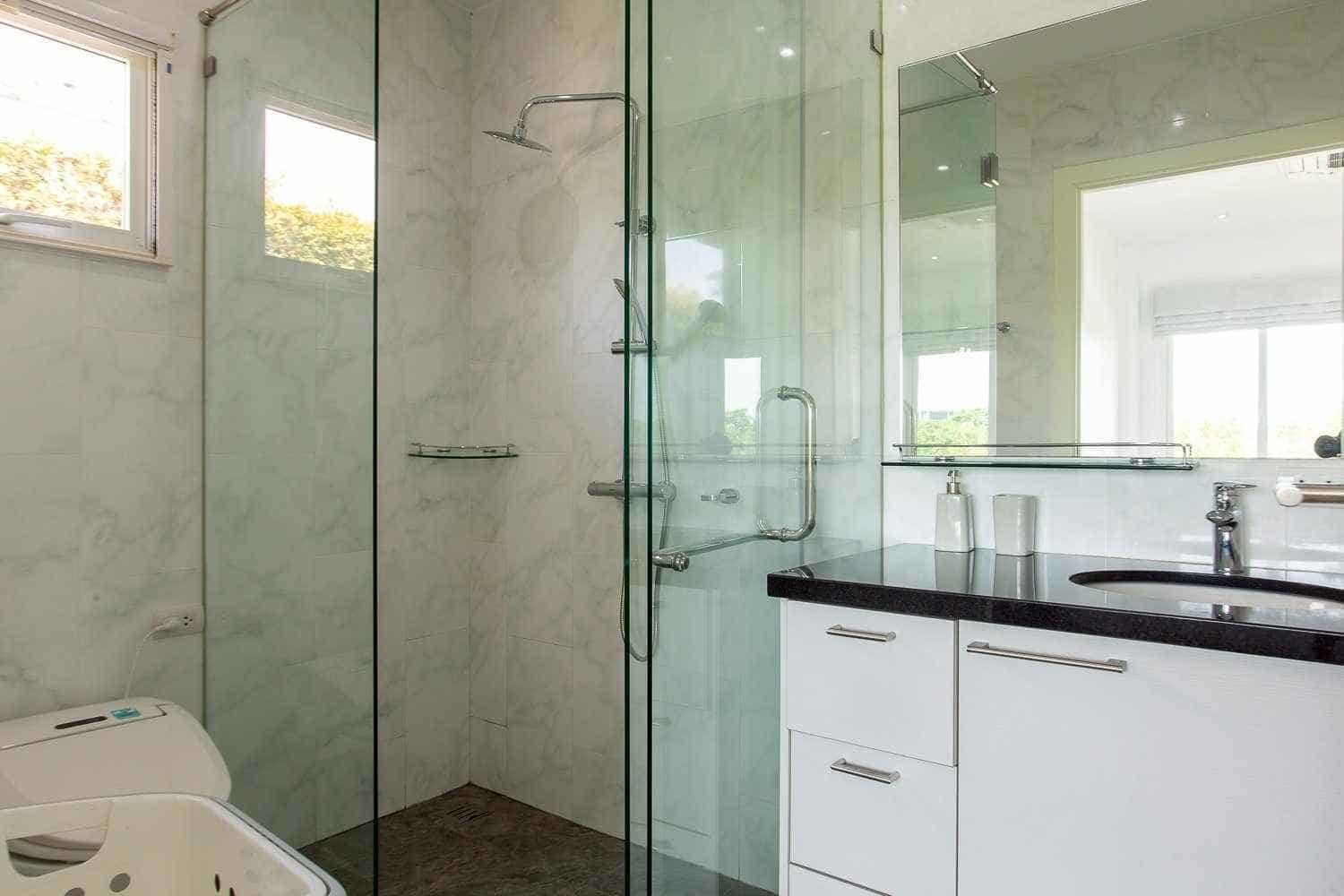 Luxury Pool Villa on Golf Course with Lifetime Memberships in Hua Hin