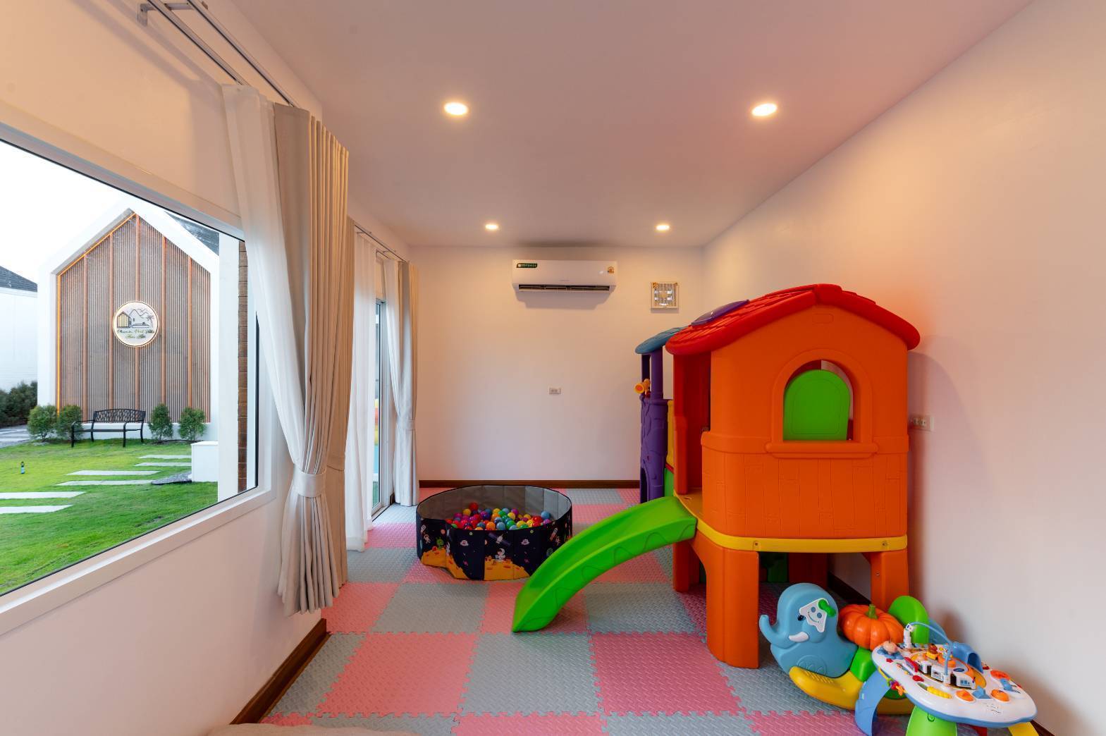 Luxury Pool Villa with Kids Club and Guest House Near Black Mountain